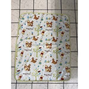 Disney Baby Winnie the Pooh Tigger Blanket BUZZ Tree Leaves Bee Green Sherpa